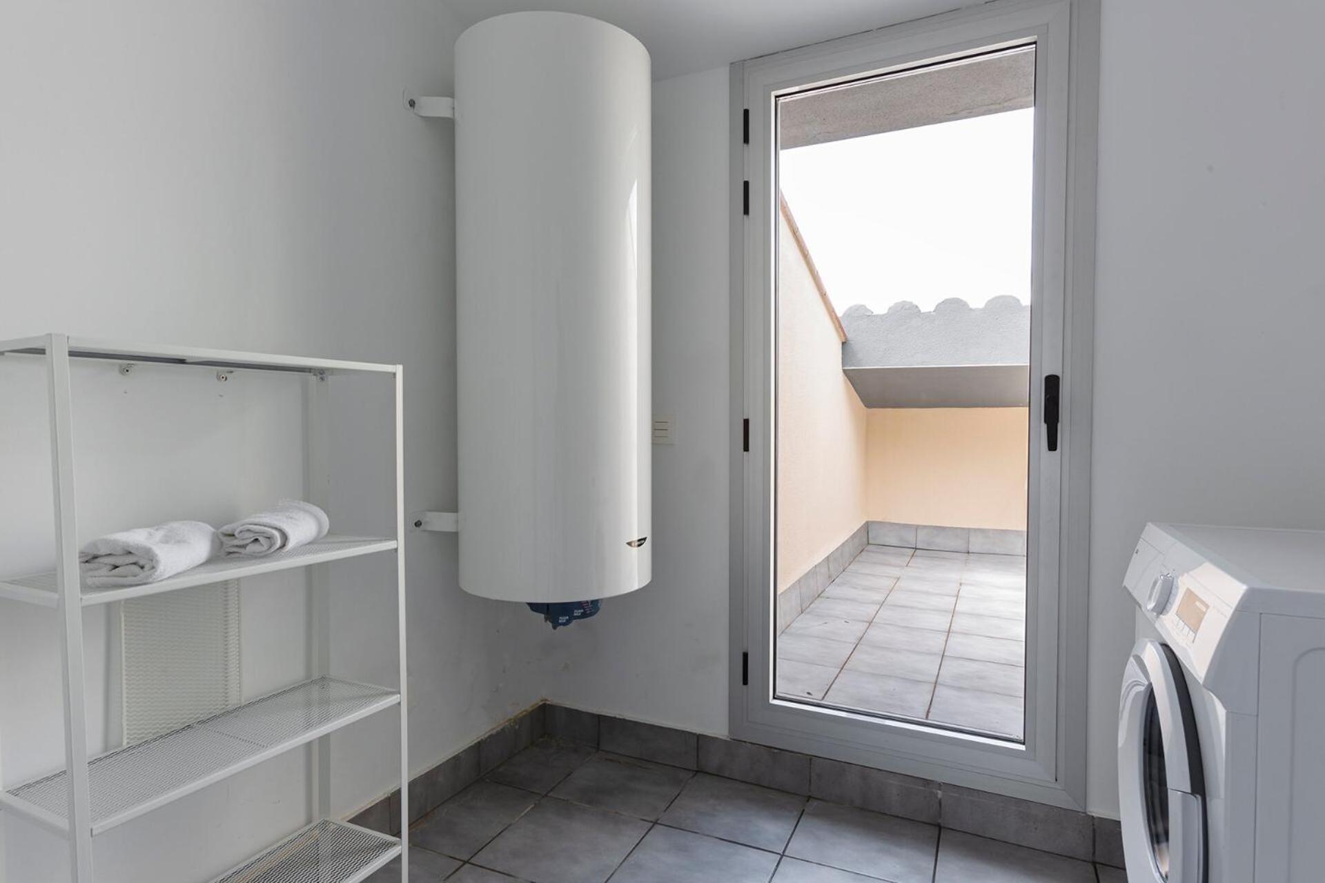4237 - Ab Santa Coloma Iii Appartement Barcelona